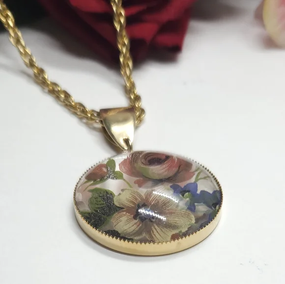 Vintage Hand Painted Red & Yellow Flower Glass Pendant Necklace Gold Tone - Picture 8 of 10